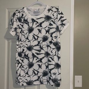 Lularoe LIV tee